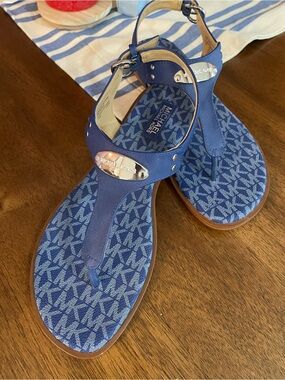 Michael Kors Blue Logo Pattern T-Strap Sandals with Silver Hardware